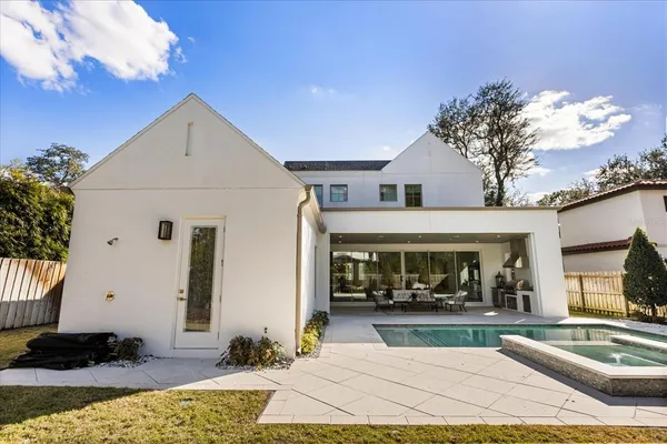 $2,950,000 | 151 Oakwood Way, Winter Park, FL 32789