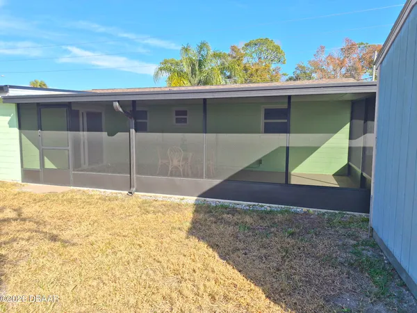 $1,800 | 737 5th Street, Port Orange, FL 32129