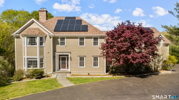 $940,000 | 332 Hattertown Road, Monroe, CT 06468