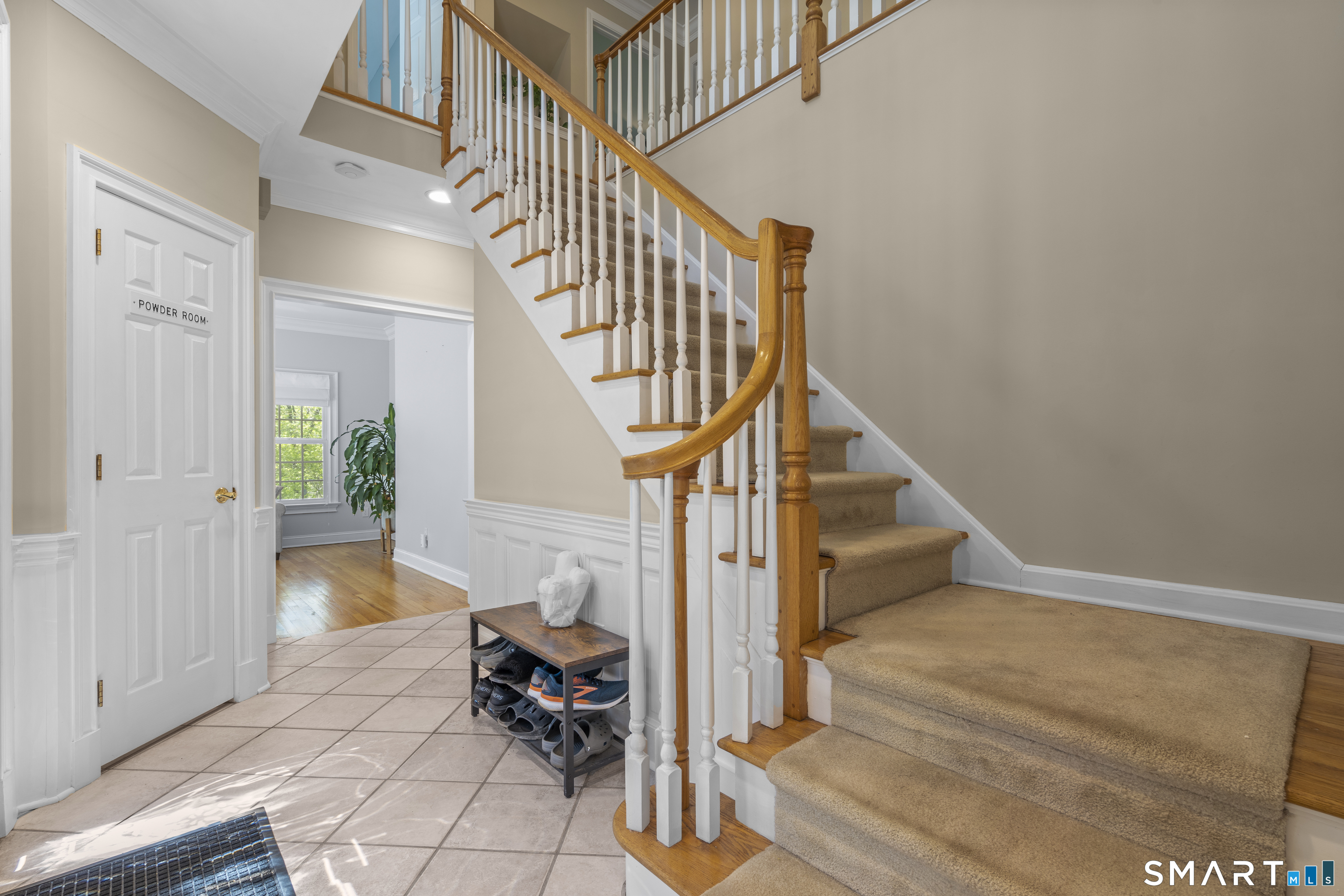 332 Hattertown Road Monroe, CT 06468 - Photo 3 of 37