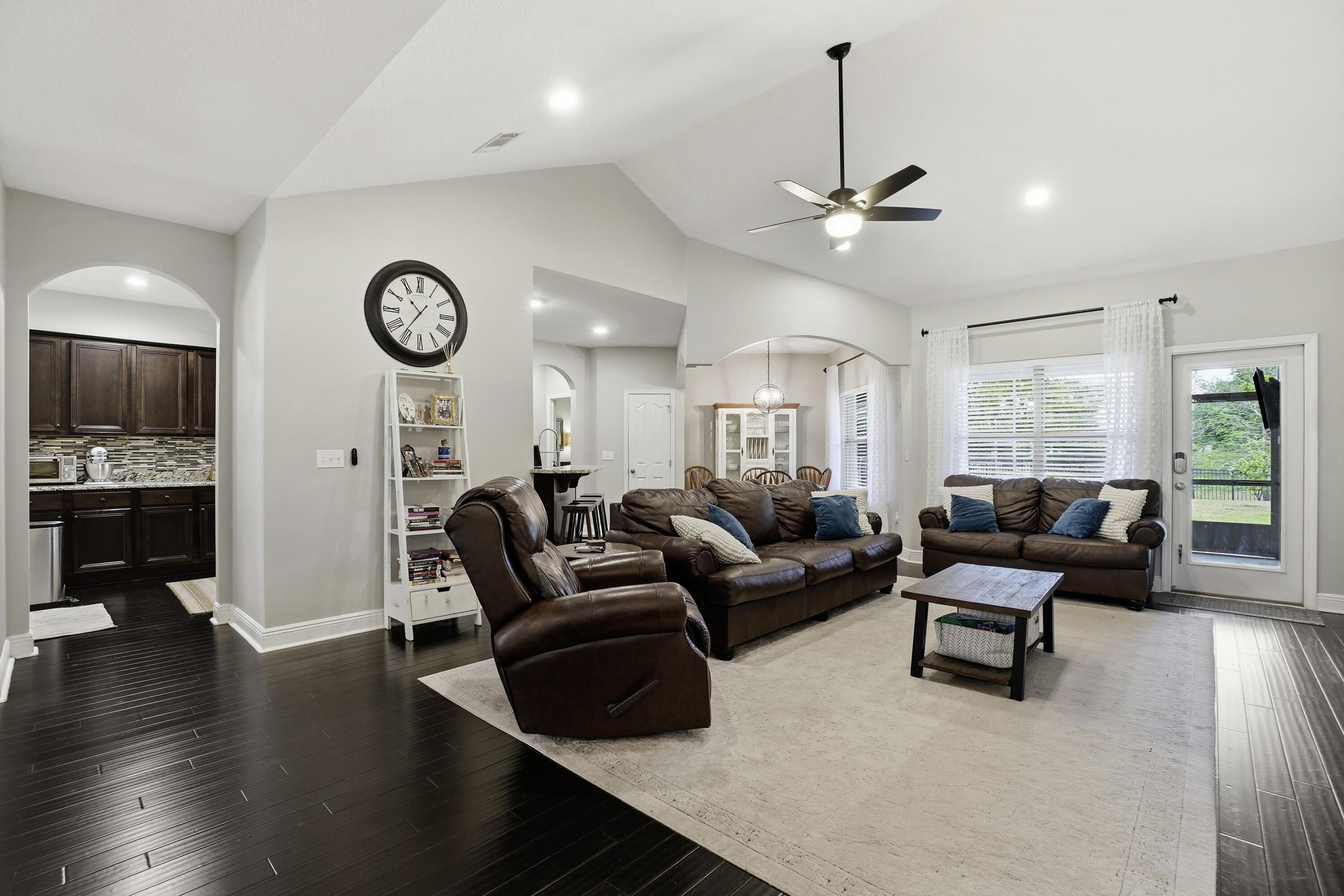 52 Mango Lane Freeport, FL 32439 - Photo 4 of 49 009_F8_52_Mango_Ln