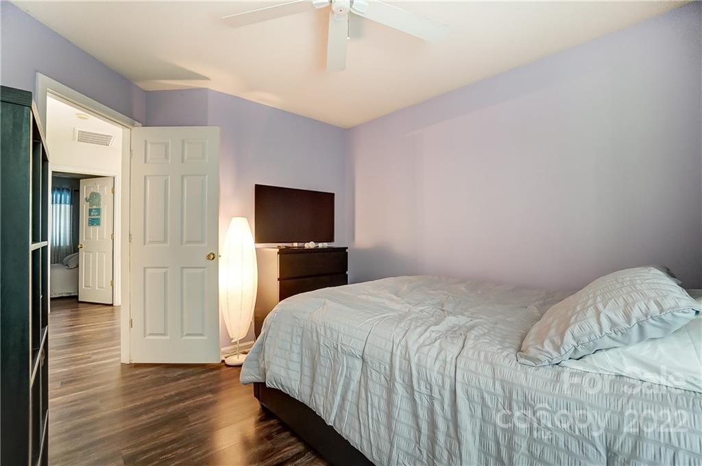 11829 Old Timber Road Charlotte, NC 28269 - Photo 29 of 41 Gallery Image 29