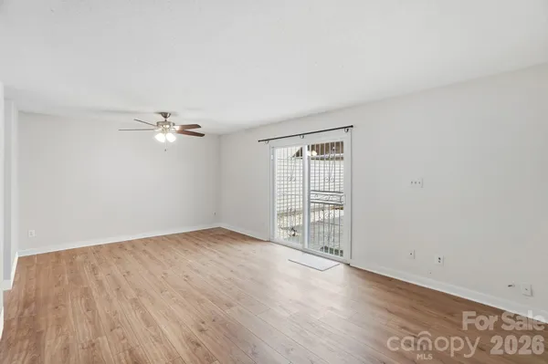 $187,500 | 1648 Hollow Drive, Charlotte, NC 28212