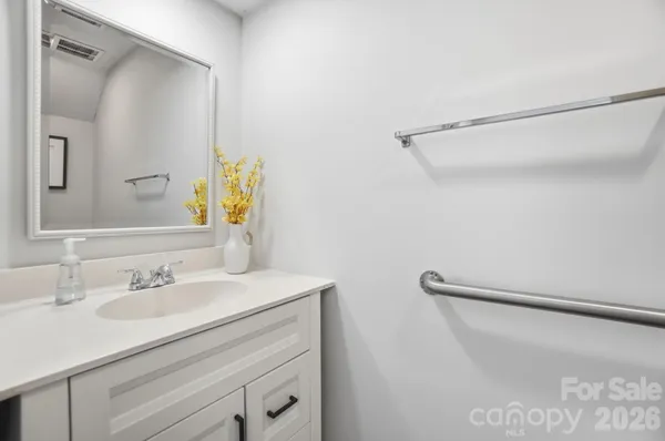 $187,500 | 1648 Hollow Drive, Charlotte, NC 28212