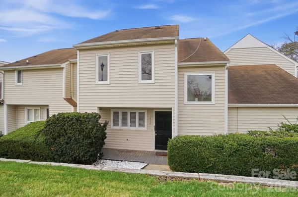 $187,500 | 1648 Hollow Drive, Charlotte, NC 28212