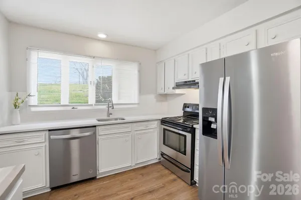 $187,500 | 1648 Hollow Drive, Charlotte, NC 28212