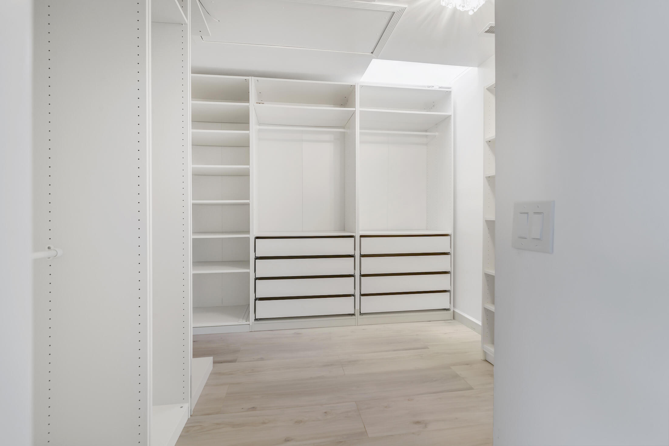 2649 Northwest 28th Terrace Boca Raton, FL 33434 - Photo 20 of 35 Principal closet
