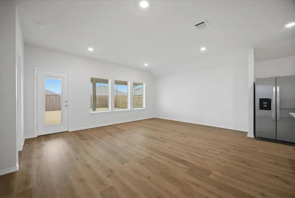 $2,075 | 508 Barlow Drive, Caddo Mills, TX 75135