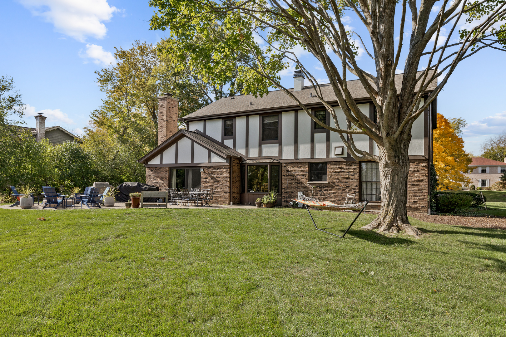 2544 Rfd Shenandoah Lane Long Grove, IL 60047 - Photo 3 of 10 a view of a house with a yard