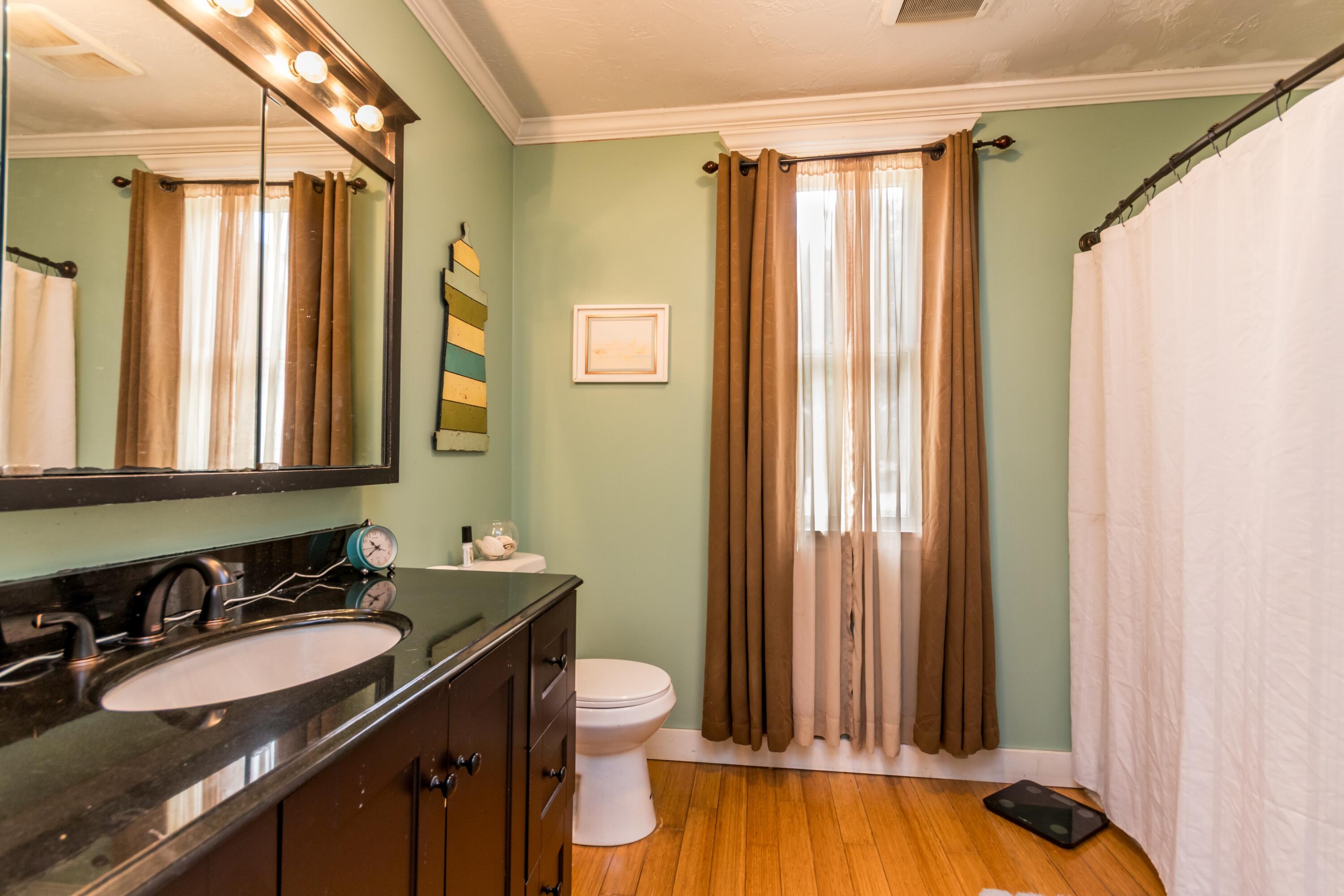 24 Old Bridge Road Buzzards Bay, MA 02532 - Photo 19 of 43 1st floor full bath