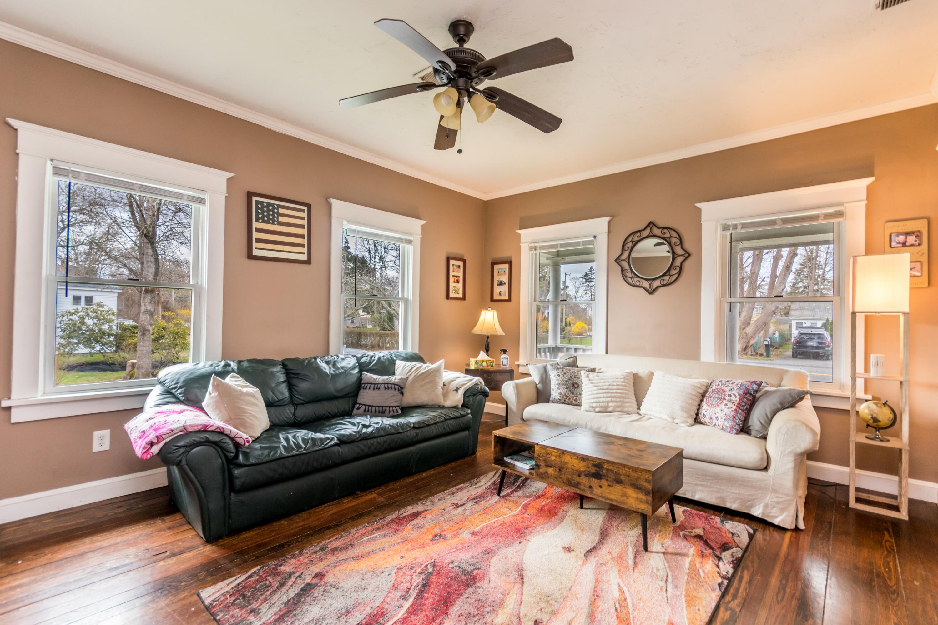 24 Old Bridge Road Buzzards Bay, MA 02532 - Photo 9 of 43 Living room