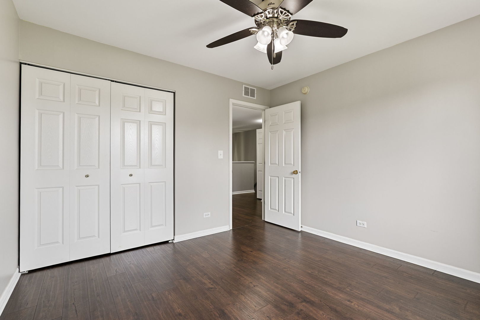 801 South Parkside Drive Round Lake, IL 60073 - Photo 18 of 34