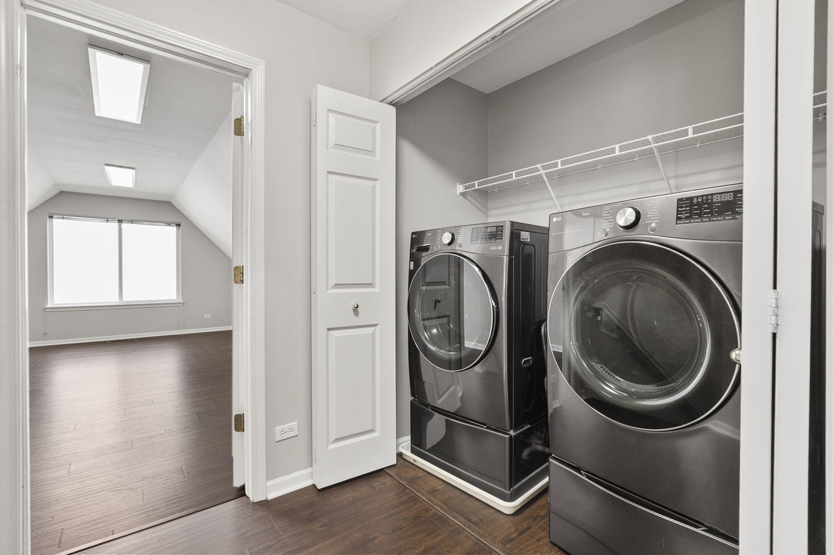 801 South Parkside Drive Round Lake, IL 60073 - Photo 24 of 34