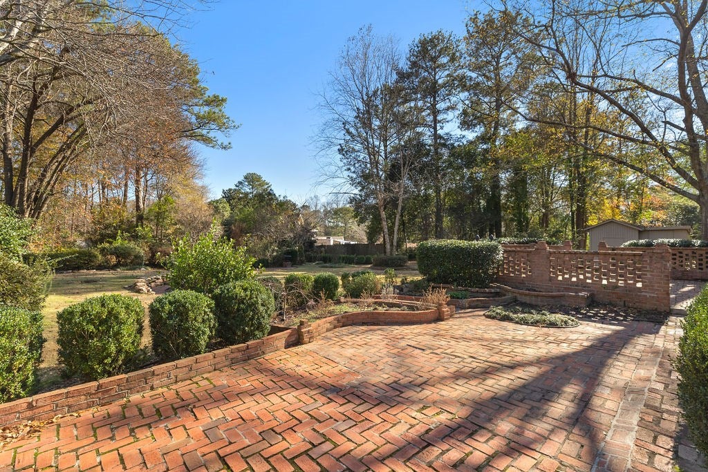 909 South Dean Road Auburn, AL 36830 - Photo 5 of 30 Gallery Image 5