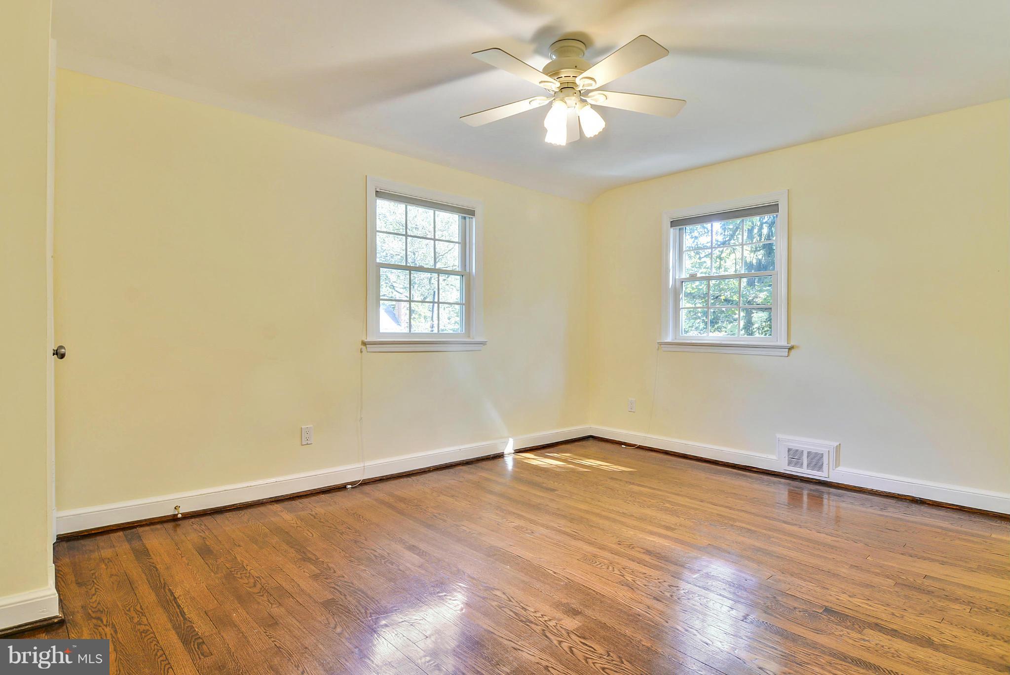 1502 Red Oak Drive Silver Spring, MD 20910 - Photo 19 of 30 Bedroom