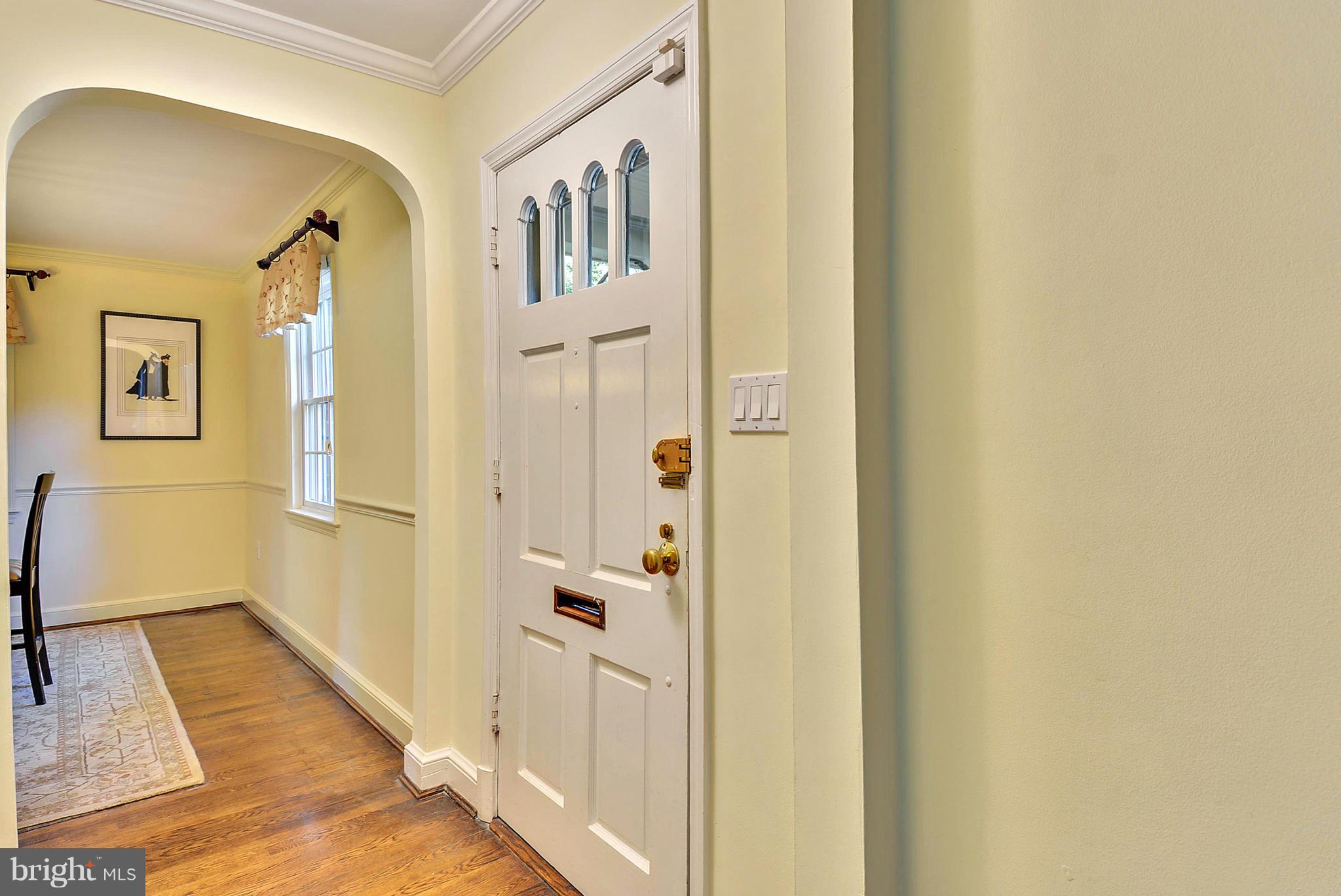1502 Red Oak Drive Silver Spring, MD 20910 - Photo 3 of 30 Interior (General)