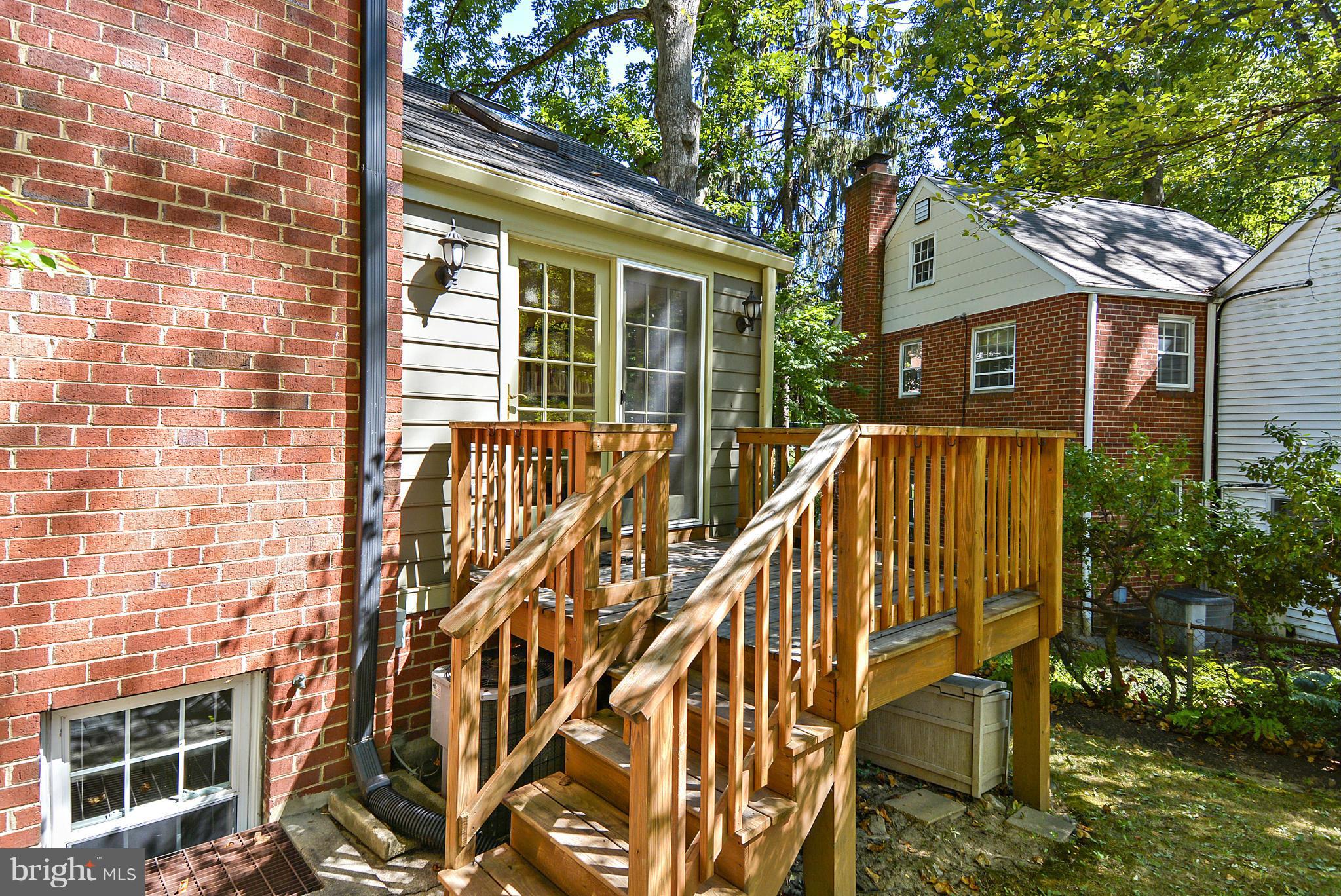 1502 Red Oak Drive Silver Spring, MD 20910 - Photo 29 of 30 Exterior (Rear)