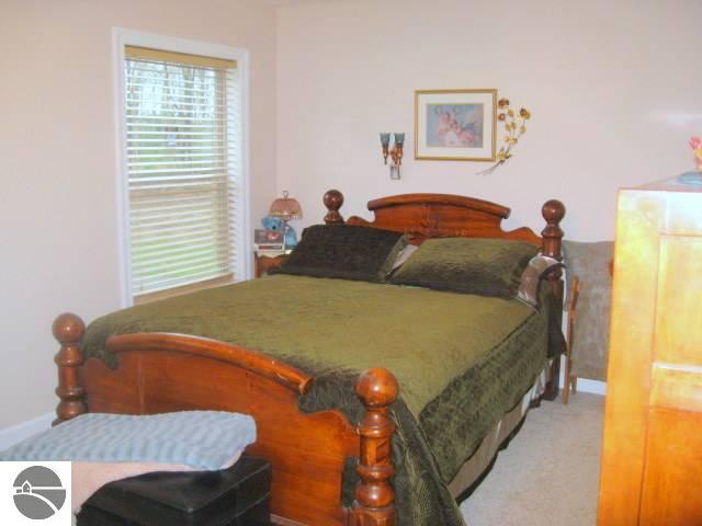 1559 Round Lake Road Interlochen, MI 49643 - Photo 8 of 21 1735091-7.JPG