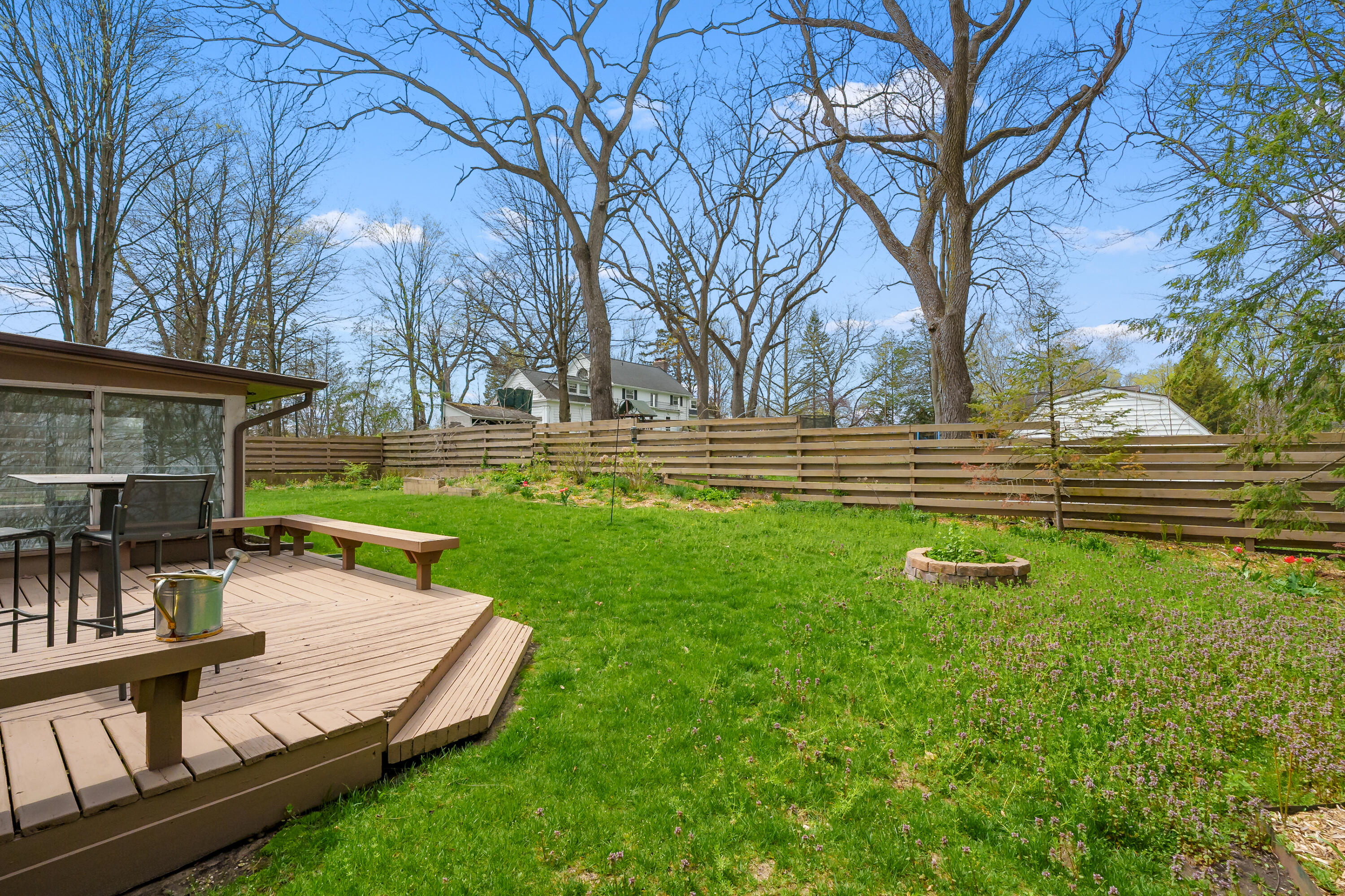 4428 Old Colony Road Kalamazoo, MI 49008 - Photo 41 of 43 Old Colony Rd 4428 Kalamazoo 49008-43