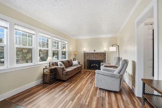 $325,000 | 1023 East Queen Avenue, Spokane, WA 99207