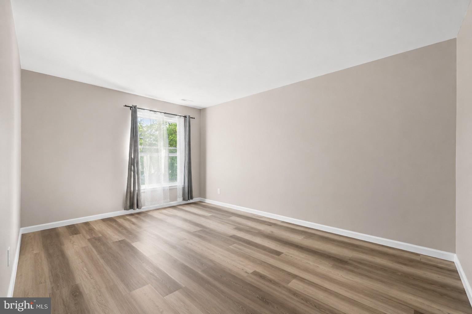 37 Buttonwood Road Voorhees, NJ 08043 - Photo 2 of 16