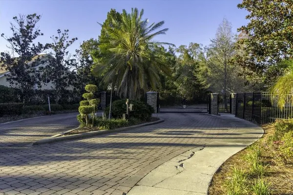 $735,000 | 14909 Smitter Reserve Drive, Tampa, FL 33618