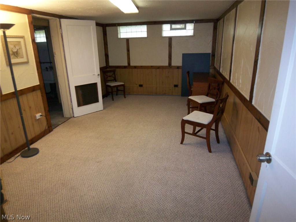 4301 Bayard Road Cleveland, OH 44121 - Photo 4 of 21
