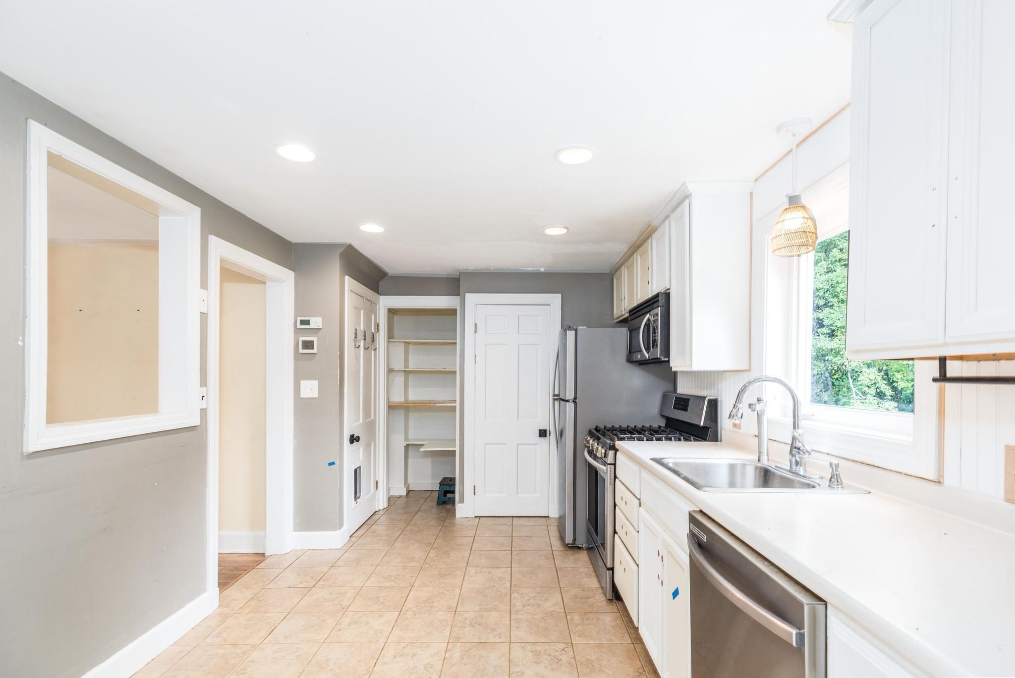 19 Winnicutt Road Stratham, NH 03885 - Photo 20 of 35 Gallery Image 20