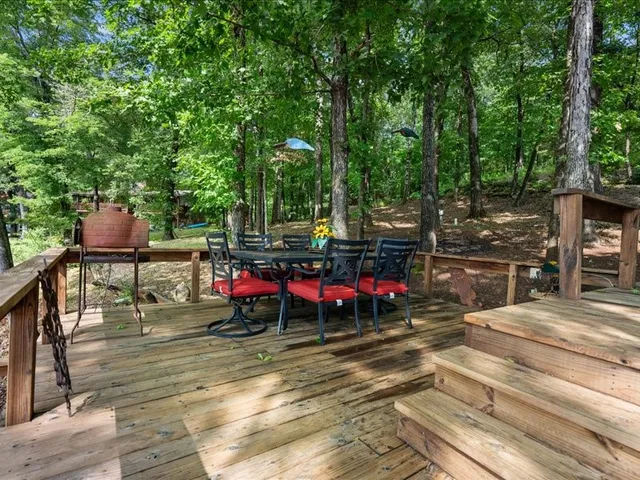 a view of a outdoor space