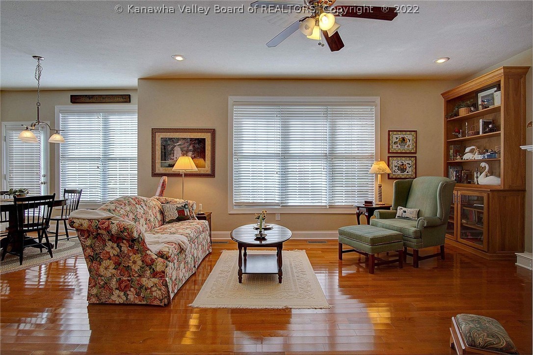 144 Killarney Road Winfield, WV 25213 - Photo 6 of 50 Gallery Image 6
