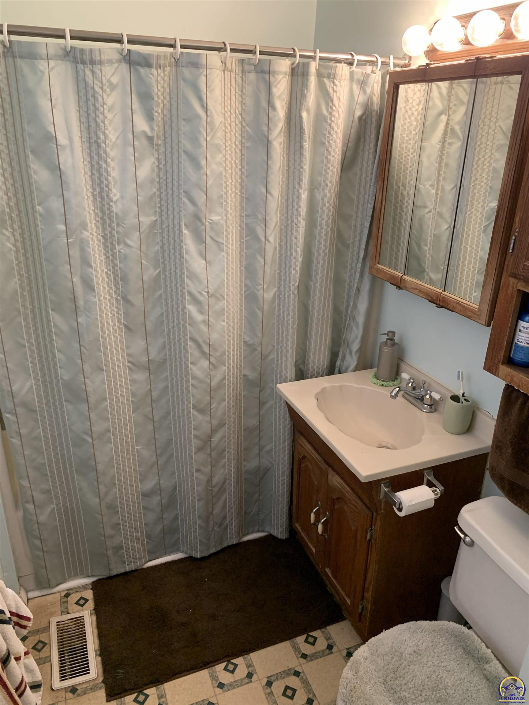 500 Walnut Street Valley Falls, KS 66088 - Photo 13 of 16