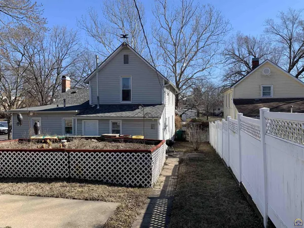 $179,000 | 500 Walnut Street, Valley Falls, KS 66088