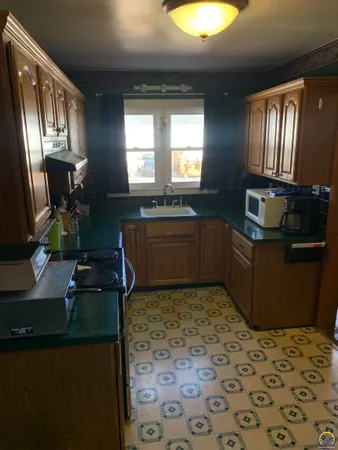 $179,000 | 500 Walnut Street, Valley Falls, KS 66088