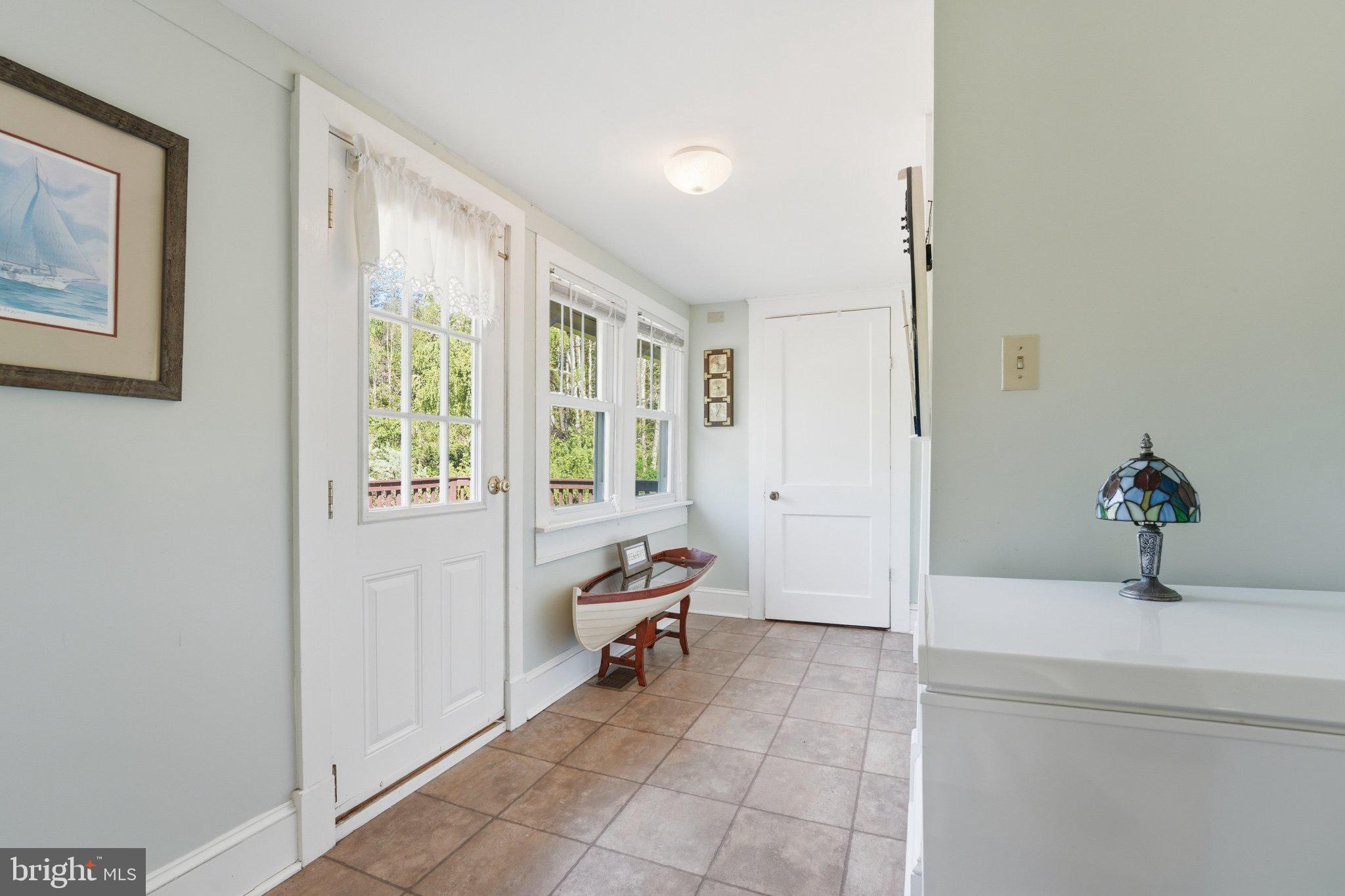 24 Sundown Lane Boston, VA 22713 - Photo 28 of 48 Bright and inviting entryway charm.