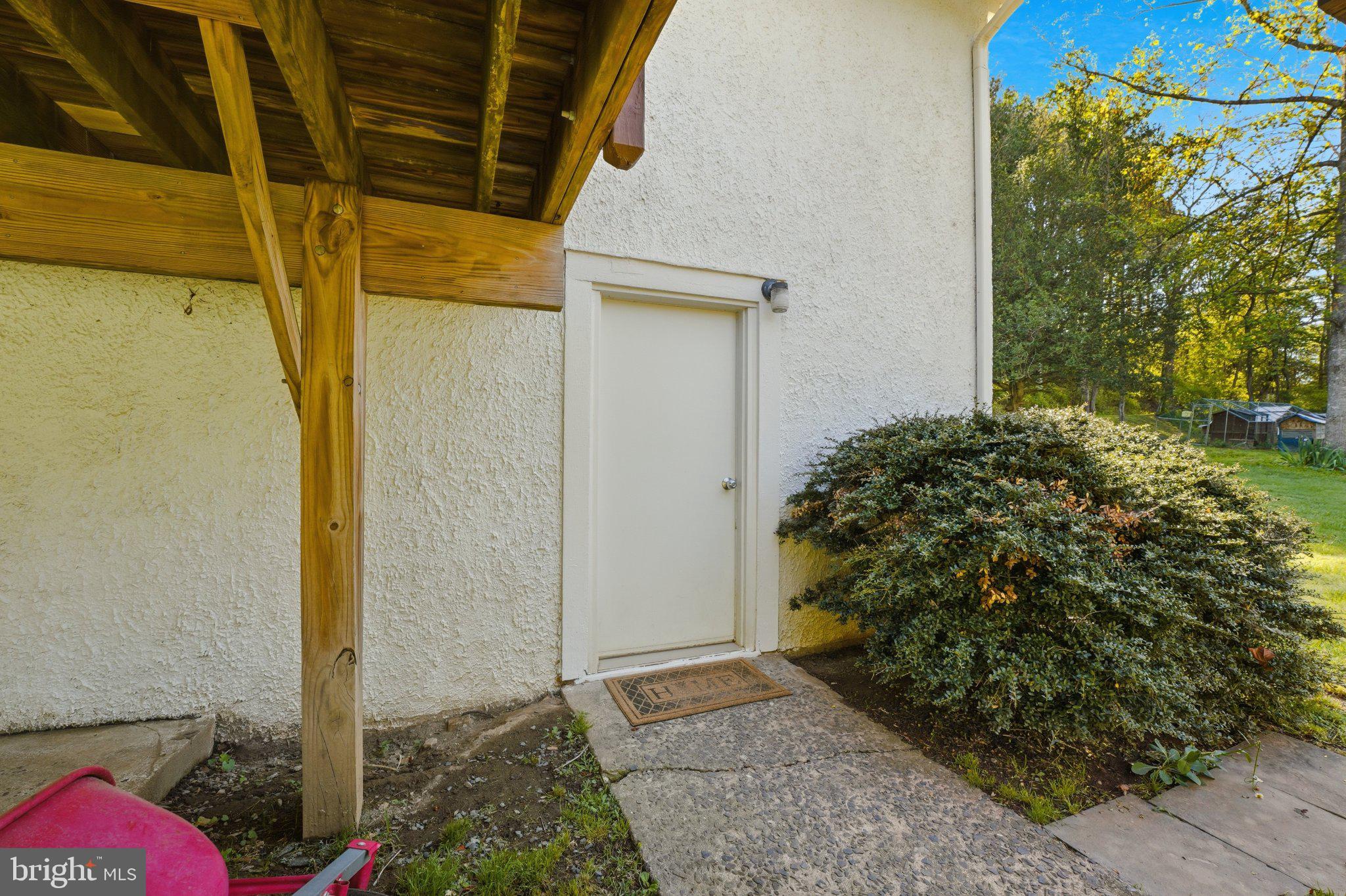 24 Sundown Lane Boston, VA 22713 - Photo 39 of 48 Charming entryway to hidden spaces.