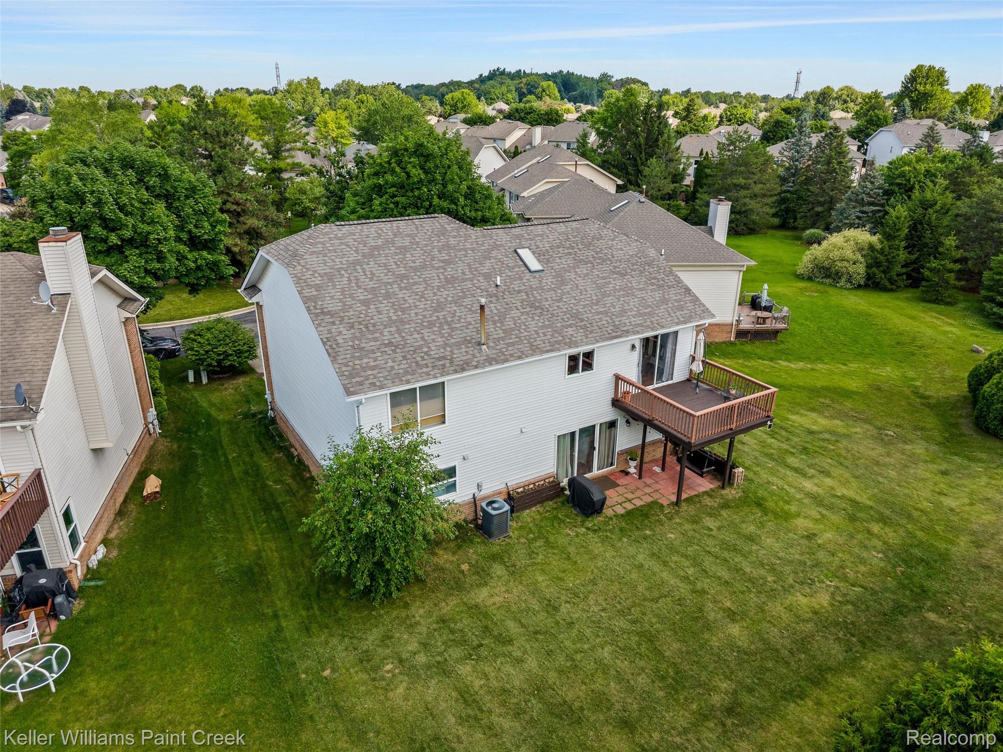 3201 Lynhurst Court Rochester, MI 48306 - Photo 34 of 49 40-3201 Lynhurst Ct - AERIAL 0003.jpg