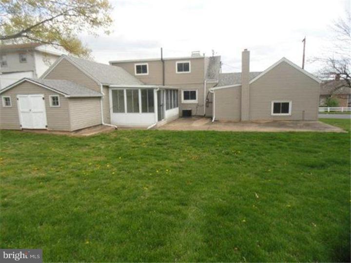 408 Lorane Road Reading, PA 19606 - Photo 3 of 11 Exterior Back