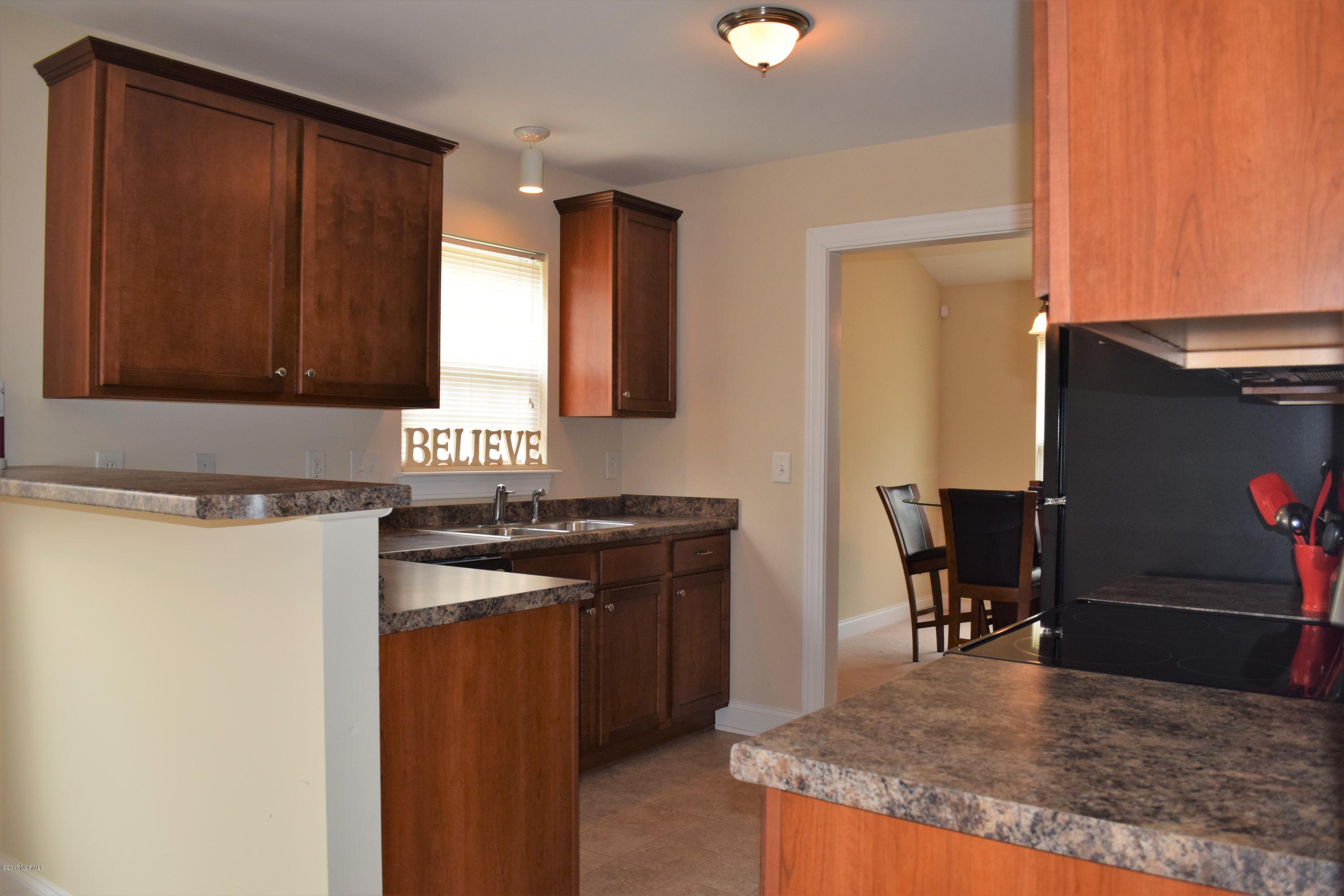 3104 Ruth Court Greenville, NC 27834 - Photo 7 of 14 DSC_0682