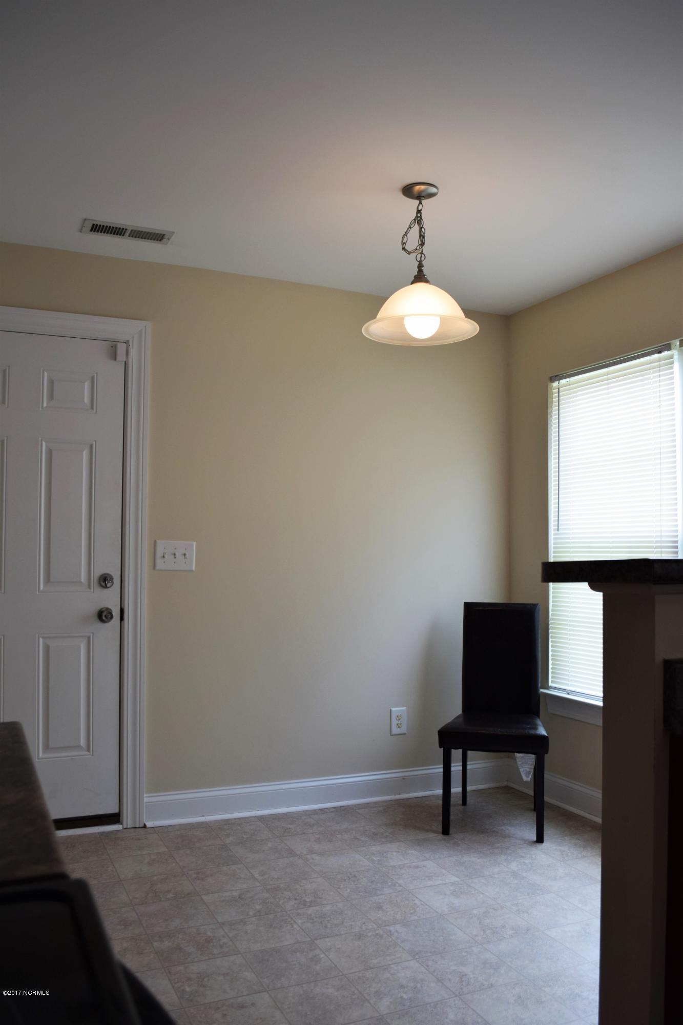 3104 Ruth Court Greenville, NC 27834 - Photo 8 of 14 DSC_0691