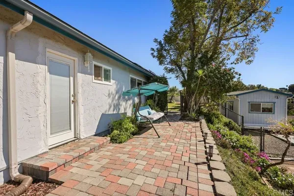 $969,000 | 12135 Los Amigos Way, Lakeside, CA 92040