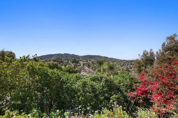 $969,000 | 12135 Los Amigos Way, Lakeside, CA 92040