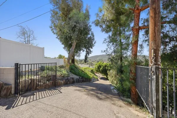 $969,000 | 12135 Los Amigos Way, Lakeside, CA 92040