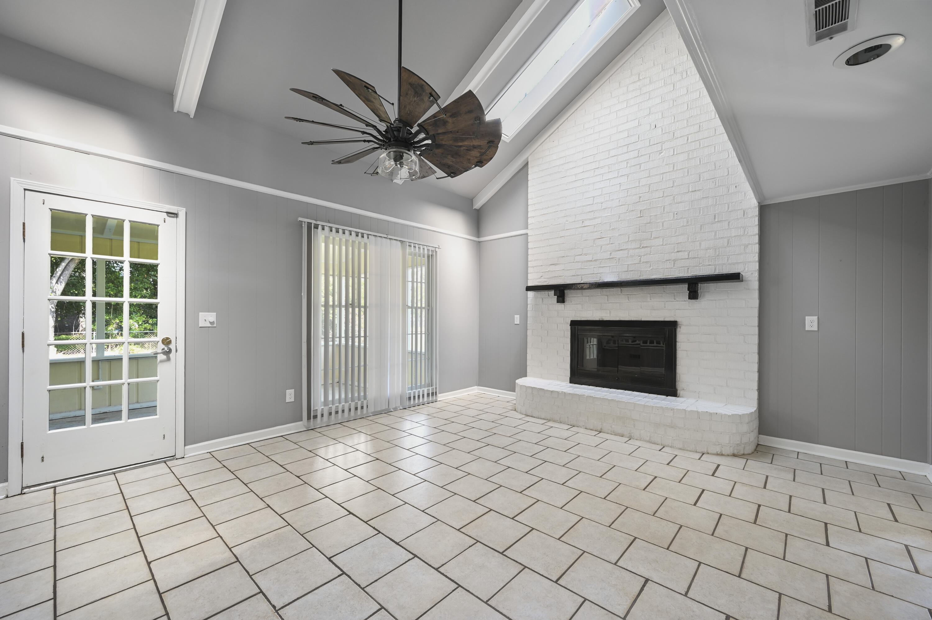 8131 Waltham Road North Charleston, SC 29406 - Photo 11 of 17 DSC_6542