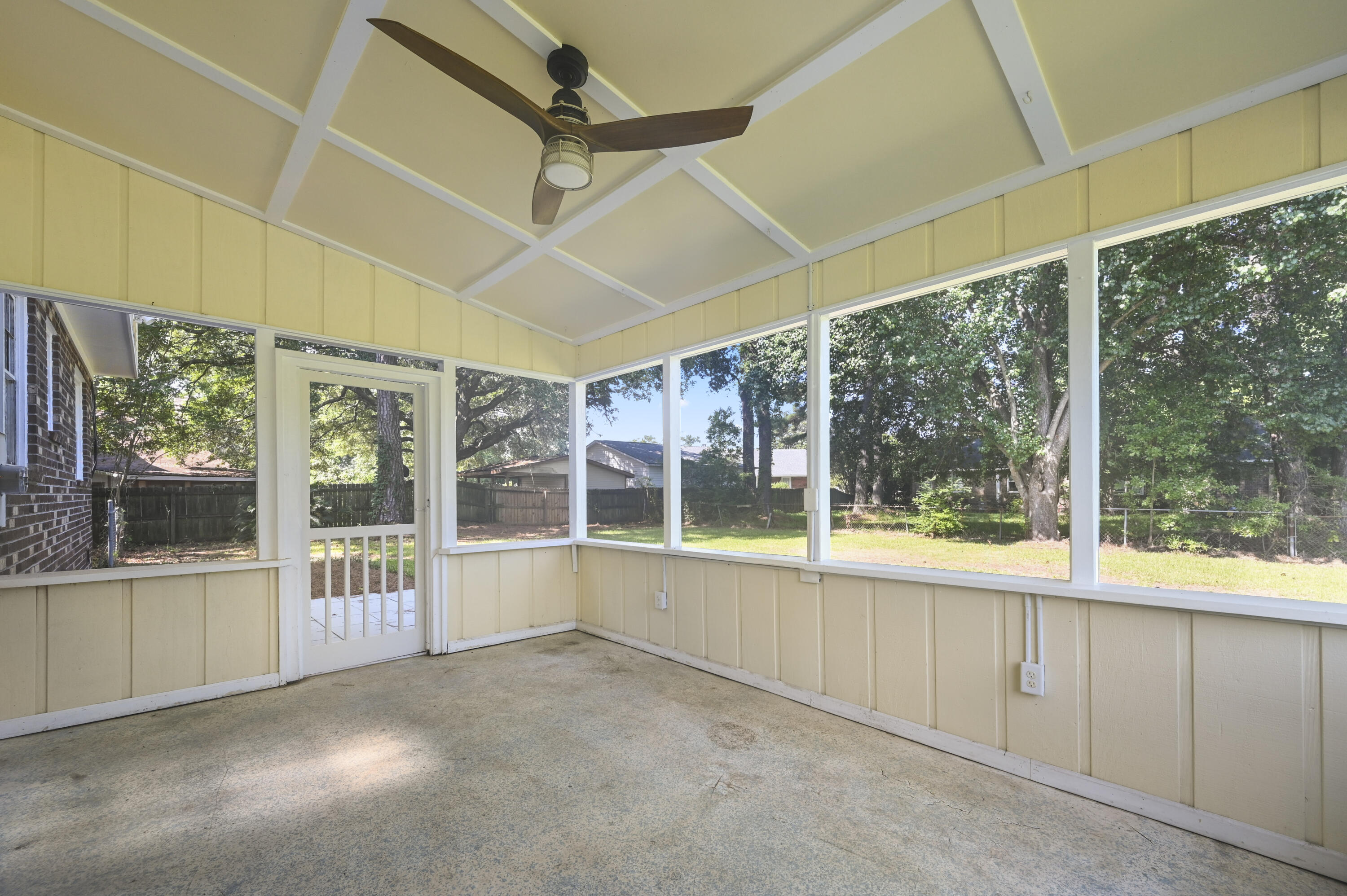 8131 Waltham Road North Charleston, SC 29406 - Photo 16 of 17 DSC_6618