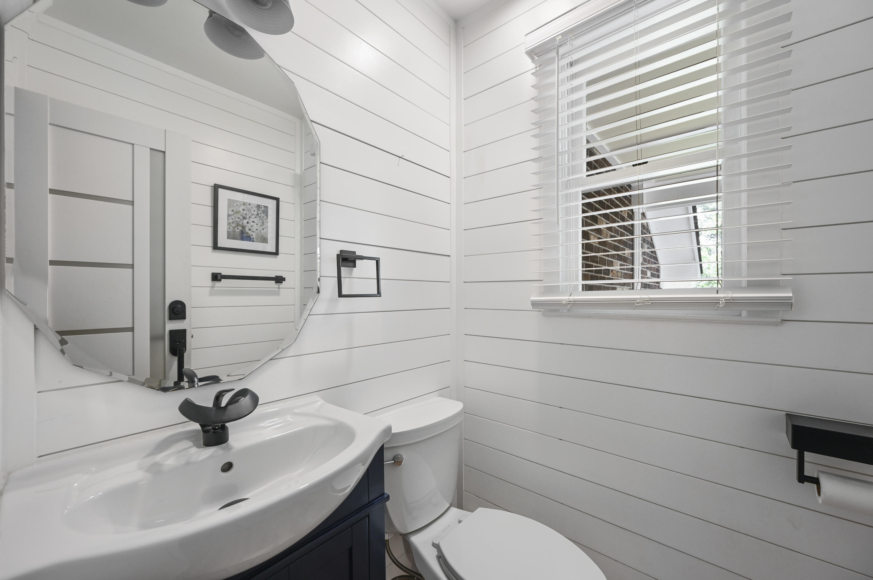 8131 Waltham Road North Charleston, SC 29406 - Photo 9 of 17 DSC_6533