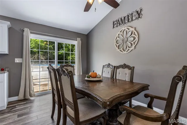 $365,000 | 445 North Haven Drive, Farmington, MO 63640