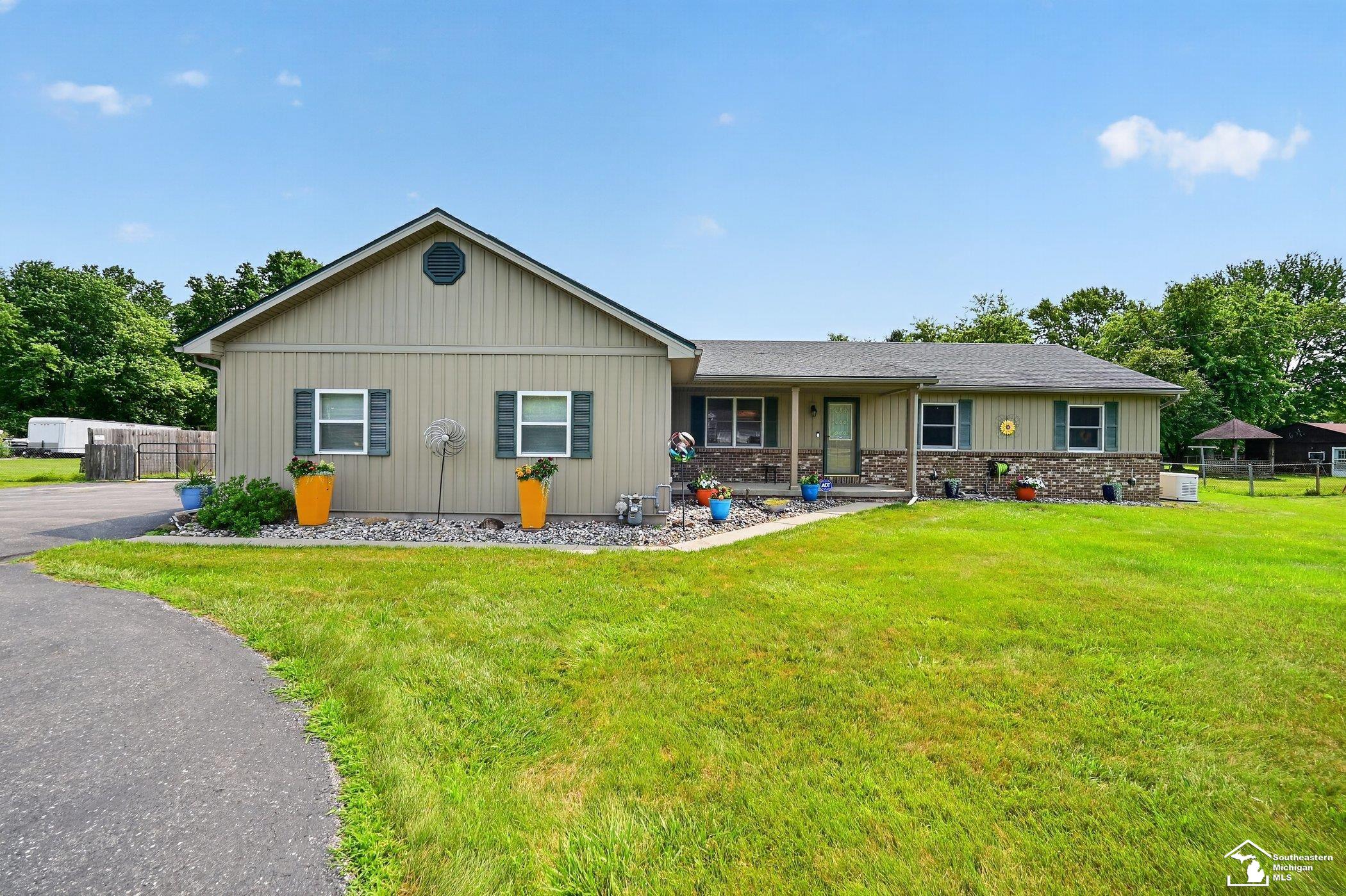 9858 Douglas Road Temperance, MI 48182 - Photo 1 of 48