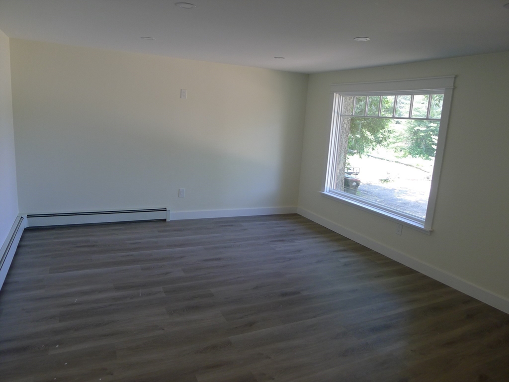 4 Cranberry Meadow Shore Road Charlton, MA 01507 - Photo 6 of 16