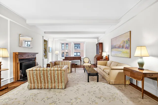 $5,795,000 | 1125 Park Avenue, Unit 5C | Upper East Side