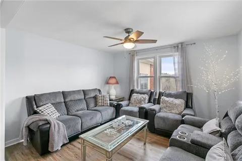 $199,900 | 2020 McKinney Road, Monroeville, PA 15146